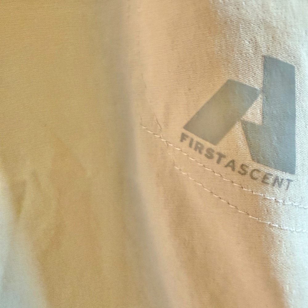 Eddie Bauer 12 Khaki First Ascent Pro Hiking Cargo Pants Stretch Gorpcore - Picture 2 of 6